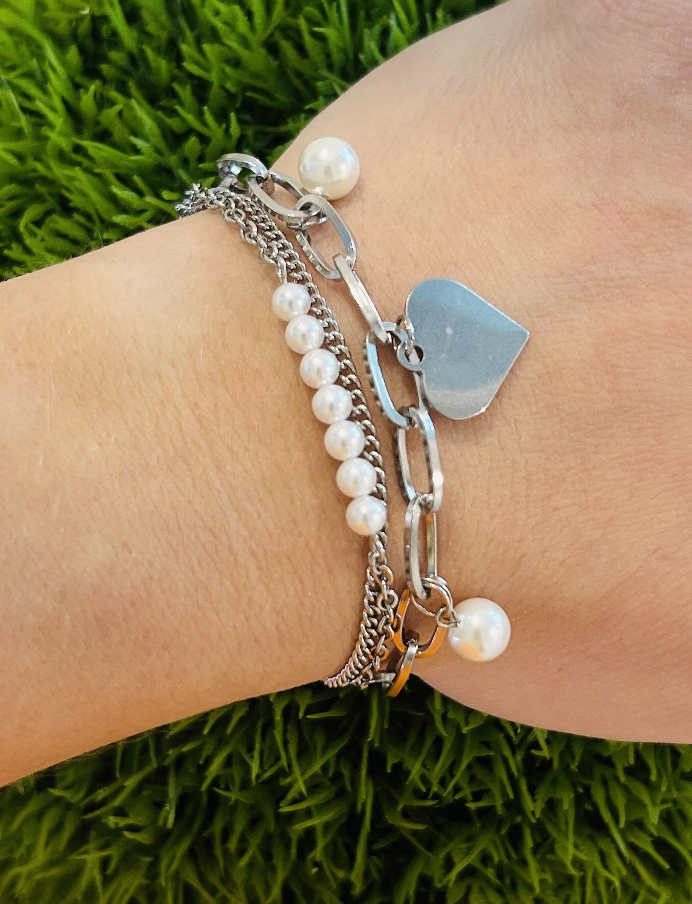 Silvery Heart Bracelet